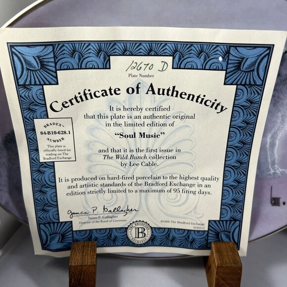 Plates 9-12 - Bradford Exchange Arctic Wolf Collector Plates With Certificates - Picture 7 of 10